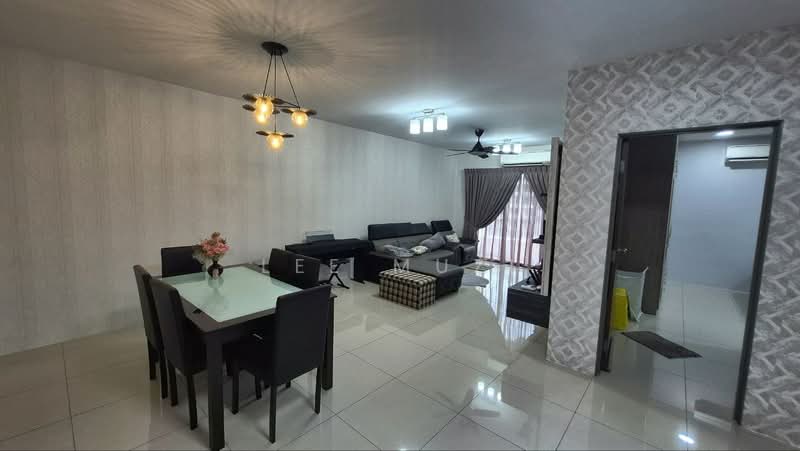 Kondominium untuk Dijual di Manhattan Condominium - Lee Muzi - Living Room - PropertyGuru.com.my