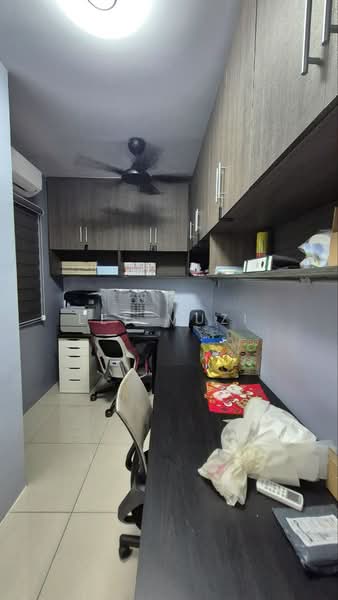 Kondominium untuk Dijual di Manhattan Condominium - Lee Muzi - Study - PropertyGuru.com.my