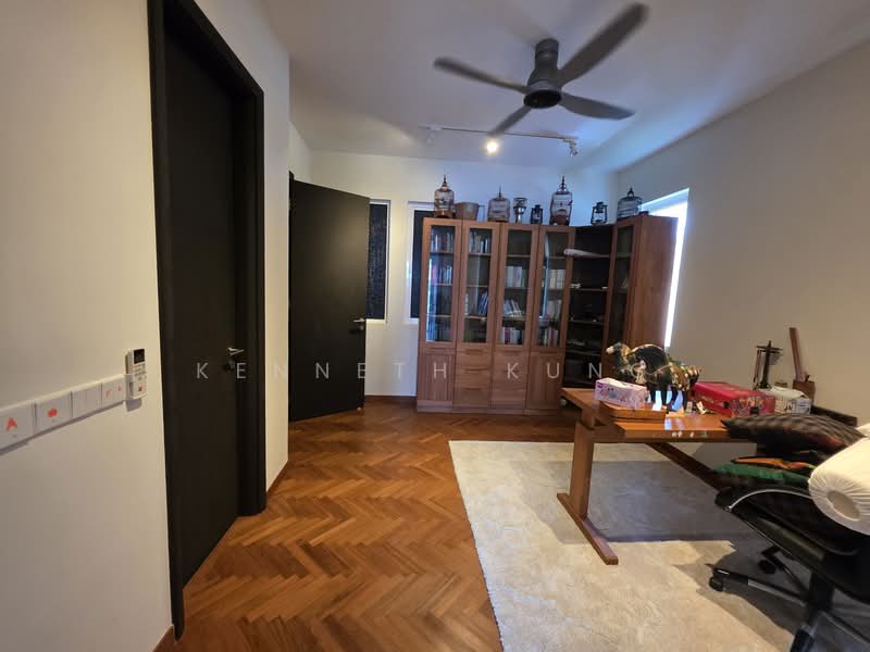 2.5-storey Terraced House for Sale in Seri Tanjung Pinang (Tanjung Tokong) - Kenneth Kung - Study - PropertyGuru.com.my