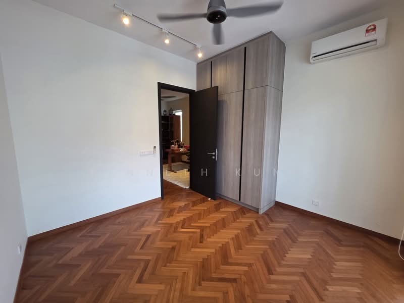 2.5-storey Terraced House for Sale in Seri Tanjung Pinang (Tanjung Tokong) - Kenneth Kung - Interior - PropertyGuru.com.my
