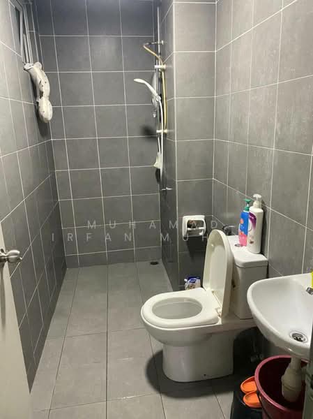 Service Residence for Rent at V-Residensi 2 - Muhamad Irfan Muhamad Hafiz - Bathroom - PropertyGuru.com.my