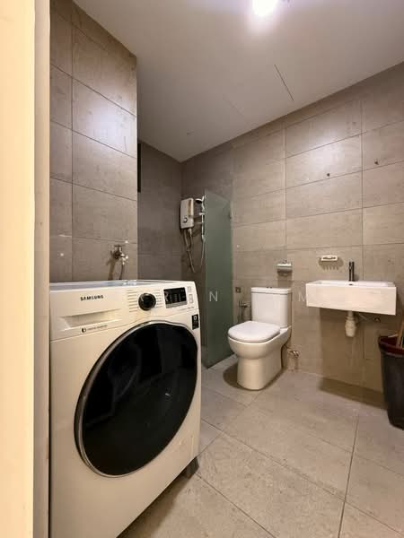 Service Residence for Rent at Kenwingston Square Garden - Darren Lim - Bathroom - PropertyGuru.com.my