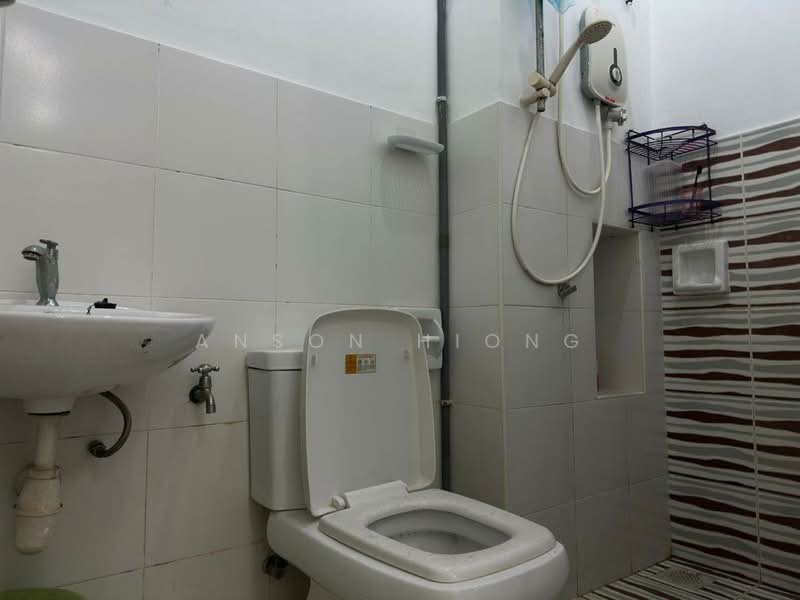 1-storey Terraced House for Sale in Iskandar Puteri (Nusajaya) (Johor) - Anson Hiong - Bathroom - PropertyGuru.com.my
