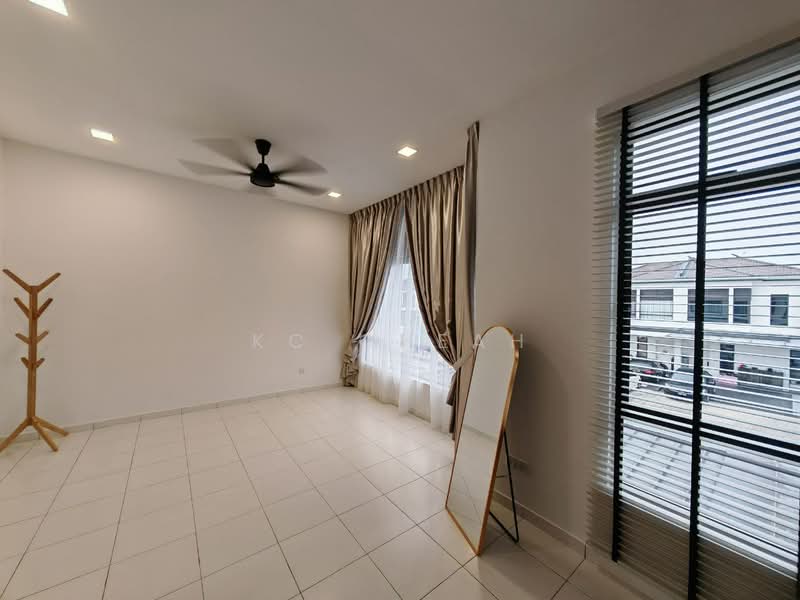 Rumah Berkembar untuk Disewa di Shah Alam (Selangor) - KC Cheah - Bedroom - PropertyGuru.com.my