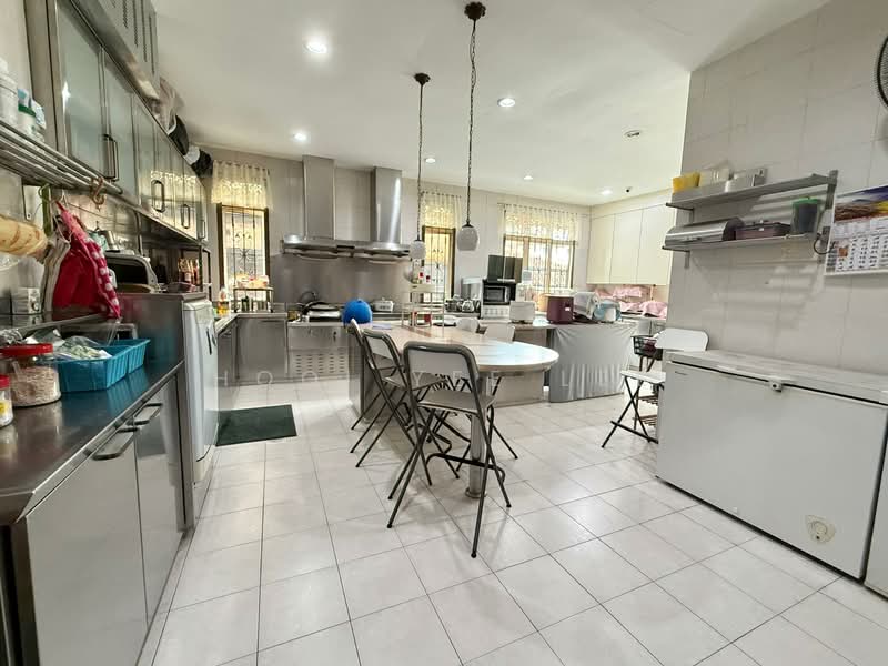 Rumah Berkembar untuk Dijual di Taman Redang (Johor Bahru) - Hooi Yee Lee - Kitchen - PropertyGuru.com.my