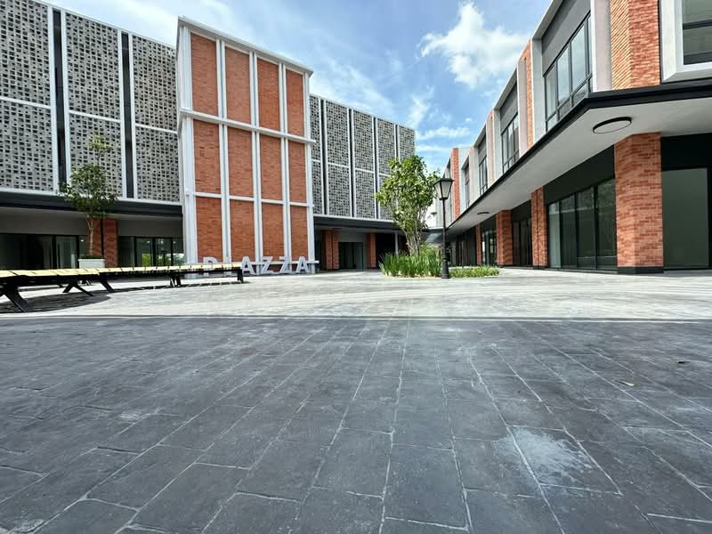 Shop for Rent in Bandar Gamuda Gardens (Rawang) - Davis Ong - Exterior - PropertyGuru.com.my