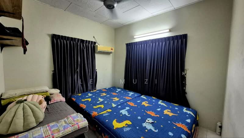 2-storey Terraced House for Sale in Menglembu (Perak) - Lee Muzi - Bedroom - PropertyGuru.com.my