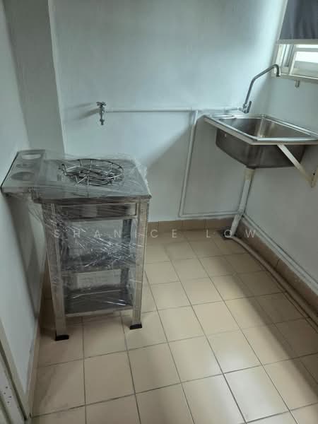 Kondominium untuk Disewa di Casa Damansara - Shanice Low - Kitchen - PropertyGuru.com.my