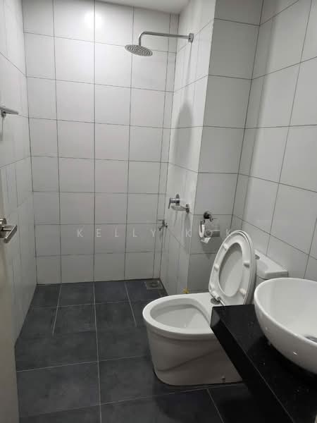 Servis Apartment untuk Disewa di Chambers - Kelly Kok - Bathroom - PropertyGuru.com.my