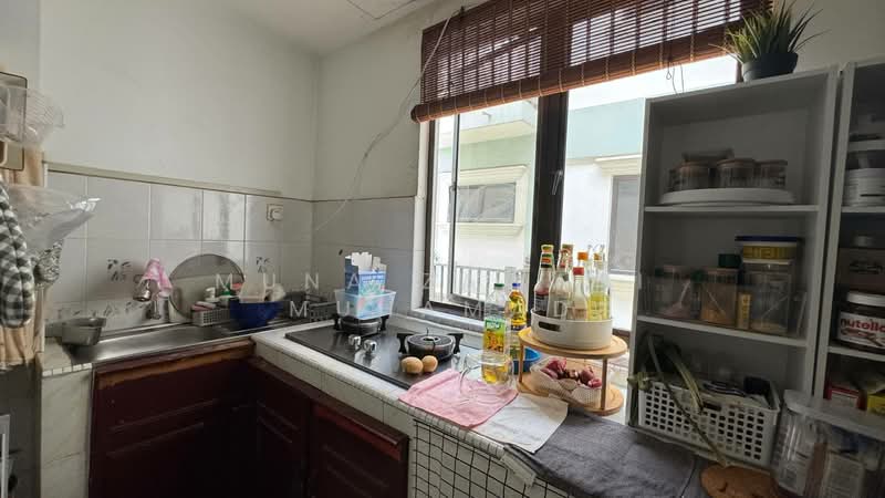 Condominium for Sale at Cyber Heights Villa - Muna Zawani Muhamad - Kitchen - PropertyGuru.com.my