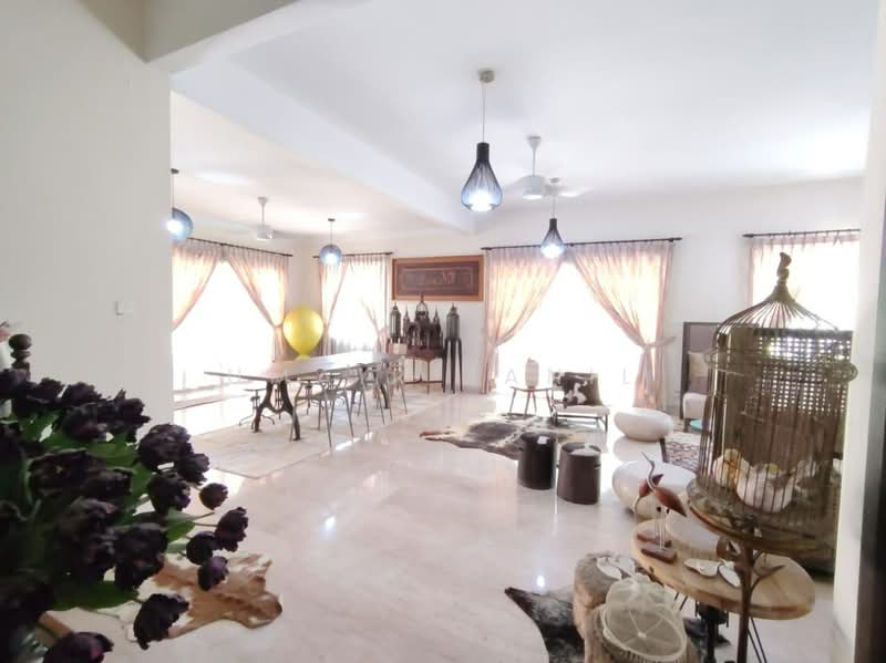 Rumah Berkembar untuk Dijual di Johor Bahru (Johor) - UMAIR ZANIL - Living Room - PropertyGuru.com.my
