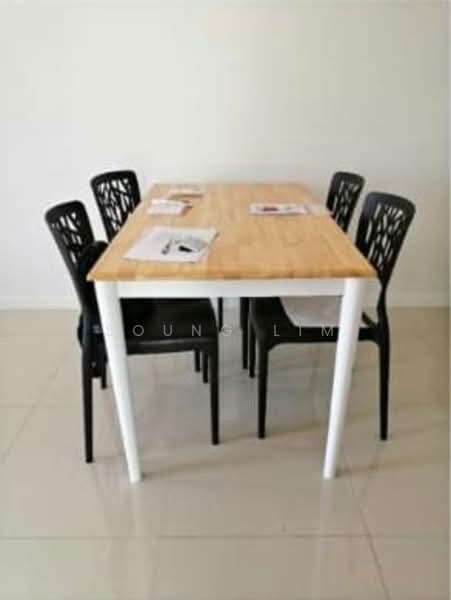 Servis Apartment untuk Disewa di Residential Suites @ HighPark - Soung Lim - Dining Room - PropertyGuru.com.my