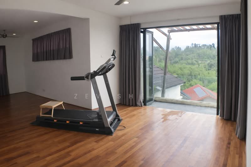 Bungalow for Sale in Kayangan Heights (Shah Alam) - Zev Sheum - Gym - PropertyGuru.com.my