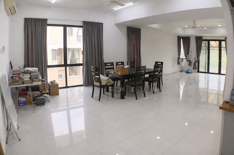 Bungalow for Sale in Kayangan Heights (Shah Alam) - Zev Sheum - Dining Room - PropertyGuru.com.my