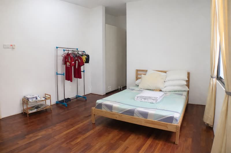 Bungalow for Sale in Kayangan Heights (Shah Alam) - Zev Sheum - Bedroom - PropertyGuru.com.my