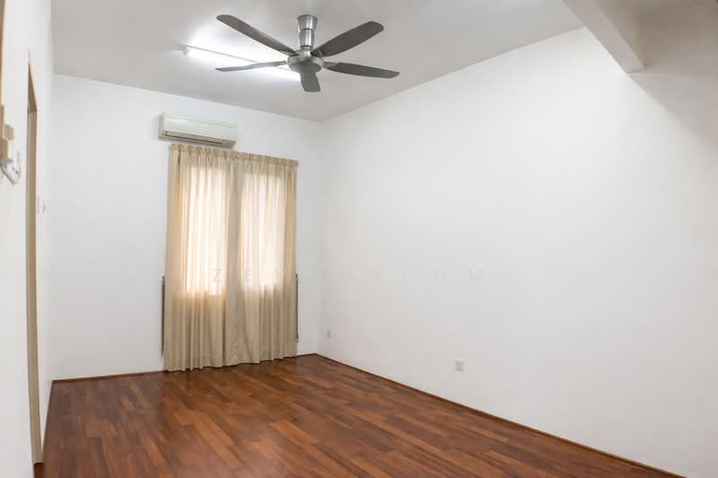 Bungalow for Sale in Kayangan Heights (Shah Alam) - Zev Sheum - Interior - PropertyGuru.com.my