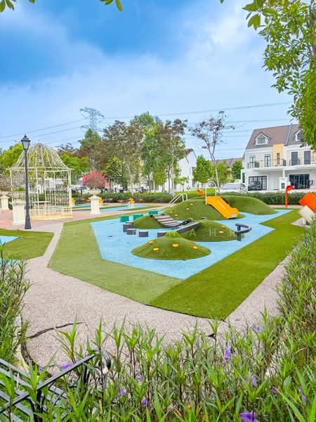 Rumah Teres 2 Tingkat untuk Dijual di Dengkil (Selangor) - Ilman Nahri - Exterior - PropertyGuru.com.my