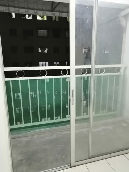Rumah Flat untuk Dijual di Puncak Desa Flat - Charmaine Tan - Balcony - PropertyGuru.com.my