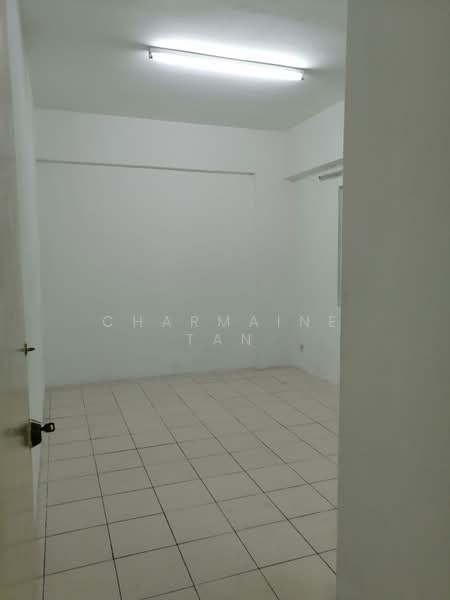 Rumah Flat untuk Dijual di Puncak Desa Flat - Charmaine Tan - Interior - PropertyGuru.com.my