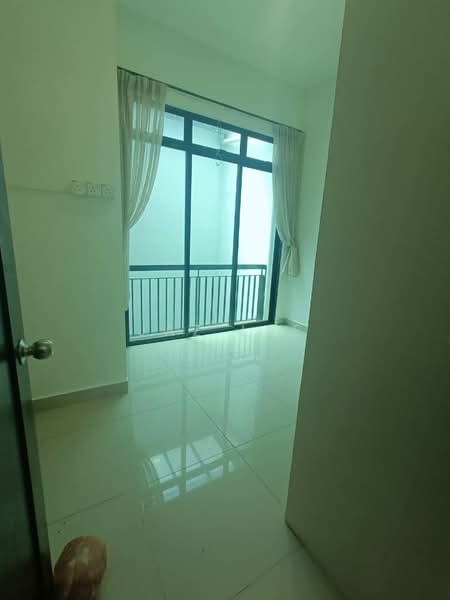 Cluster House for Sale in Skudai (Johor) - Jaz Lee - Balcony - PropertyGuru.com.my