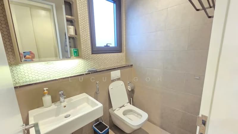 Pangsapuri untuk Dijual di Alpinia - Lucus Goh - Bathroom - PropertyGuru.com.my