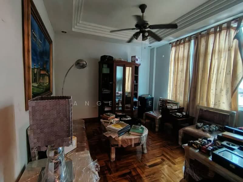 Rumah Berkembar untuk Dijual di Taman Redang (Johor Bahru) - Angel Lee - Living Room - PropertyGuru.com.my