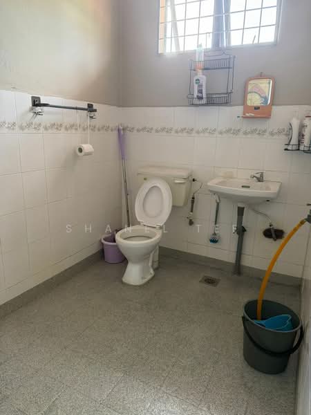 2-storey Terraced House for Sale in Kluang (Johor) - Shanel Tee - Bathroom - PropertyGuru.com.my