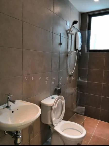 Kondominium untuk Dijual di Sutera Pines - Charmaine Tan - Bathroom - PropertyGuru.com.my