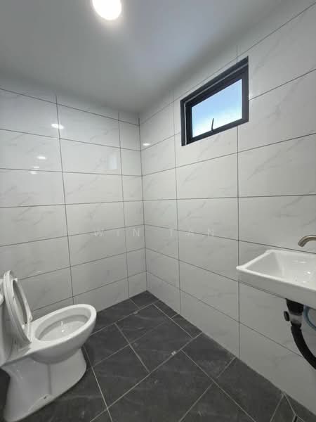 Rumah Teres 1 Tingkat untuk Dijual di Skudai (Johor) - Win Tan - Bathroom - PropertyGuru.com.my