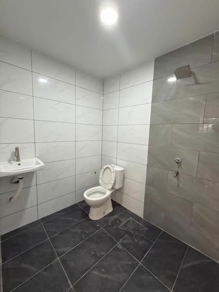 Rumah Teres 1 Tingkat untuk Dijual di Skudai (Johor) - Win Tan - Bathroom - PropertyGuru.com.my