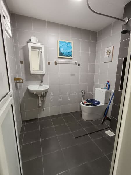 Kondominium untuk Dijual di D' Camellia - Shahidan Ismail - Bathroom - PropertyGuru.com.my