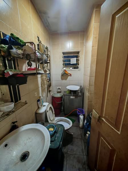 3-storey Terraced House for Sale in Kepong (Kuala Lumpur) - Suki Tan - Bathroom - PropertyGuru.com.my