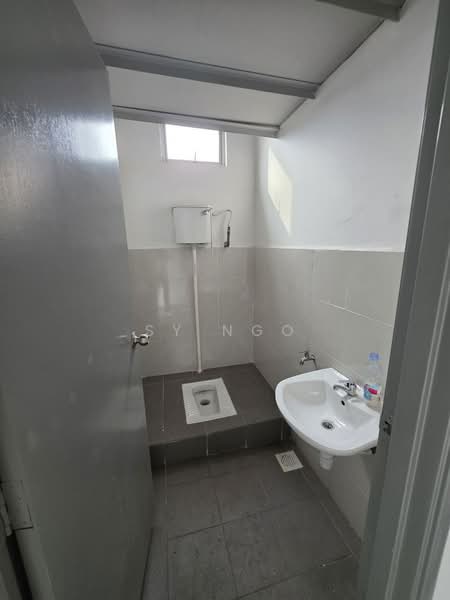 Shop / Office for Rent in Nusa Sentral (Iskandar Puteri (Nusajaya)) - SY Ngo - Bathroom - PropertyGuru.com.my