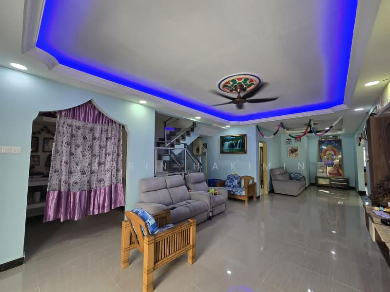 2-storey Terraced House for Sale in Bukit Raja (Selangor) - Nazrin Hakimin - Living Room - PropertyGuru.com.my