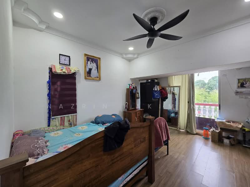 2-storey Terraced House for Sale in Bukit Raja (Selangor) - Nazrin Hakimin - Bedroom - PropertyGuru.com.my