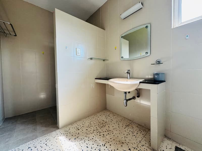 Rumah Banglo untuk Dijual di Sierramas (Sungai Buloh) - Brian Tang - Bathroom - PropertyGuru.com.my