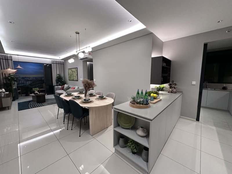 Servis Apartment untuk Dijual di Sunway Serene - Sand Yip - Living Room - PropertyGuru.com.my