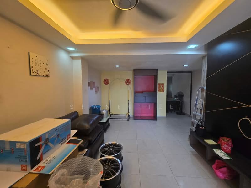 2-storey Terraced House for Rent in Kluang (Johor) - Shanel Tee - Living Room - PropertyGuru.com.my