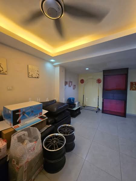 2-storey Terraced House for Rent in Kluang (Johor) - Shanel Tee - Living Room - PropertyGuru.com.my