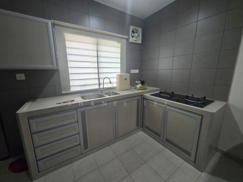 2-storey Terraced House for Rent in Kluang (Johor) - Shanel Tee - Kitchen - PropertyGuru.com.my