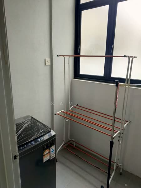 Kondominium untuk Dijual di Halaman Ampang Bayu - Sam . - Balcony - PropertyGuru.com.my