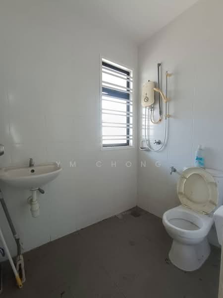 Terraced House for Sale in Taman Muzaffar Heights (Bukit Katil) - YM Chong - Bathroom - PropertyGuru.com.my