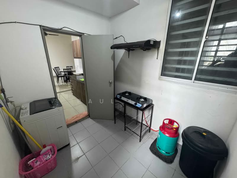 Kondominium untuk Disewa di The Wharf Residence - Paul Lee - Kitchen - PropertyGuru.com.my
