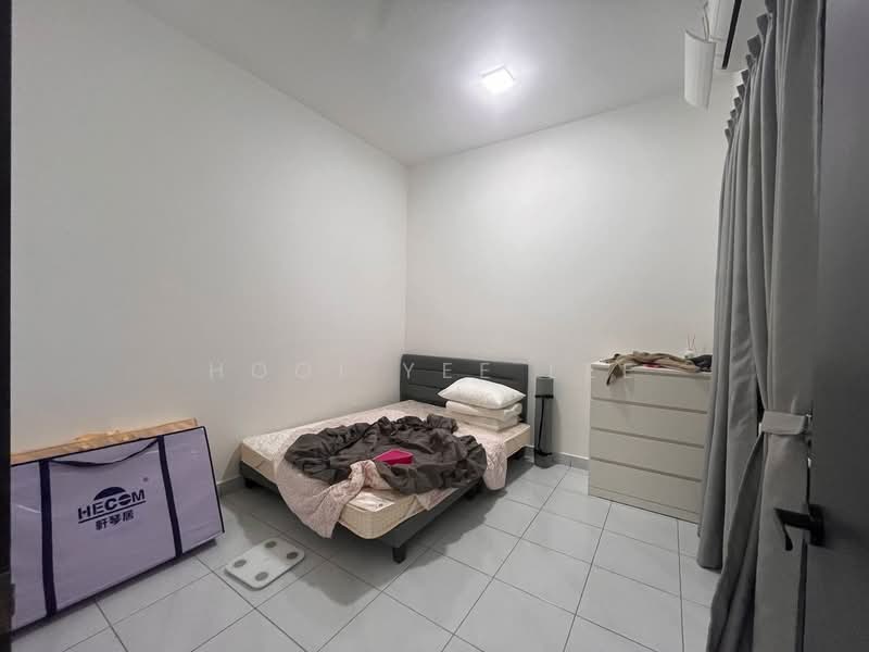 2-storey Terraced House for Sale in Taman Austin Duta (Tebrau) - Hooi Yee Lee - Bedroom - PropertyGuru.com.my