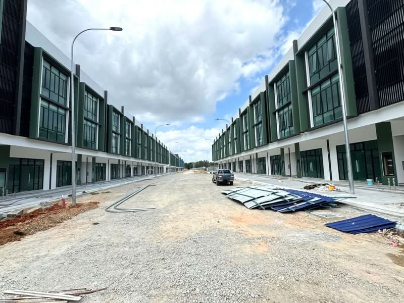 Kedai untuk Disewa di Permas Jaya (Johor) - CS Tan - Exterior - PropertyGuru.com.my