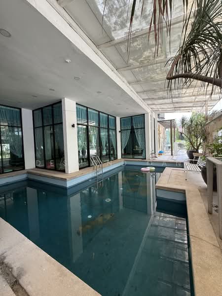 Rumah Banglo untuk Dijual di Puchong (Selangor) - Desmond Gan - Pool - PropertyGuru.com.my