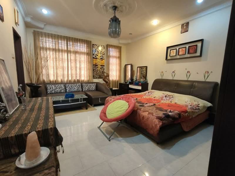 Condominium for Sale at Nusavilla - Shieh Long Chen - Bedroom - PropertyGuru.com.my