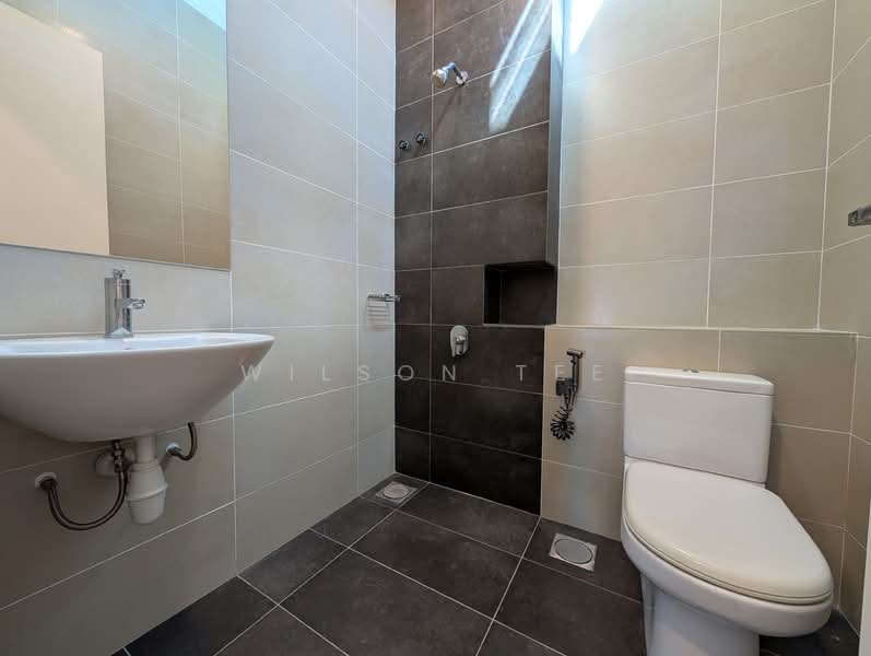 Semi-Detached House for Rent in Iskandar Puteri (Nusajaya) (Johor) - Wilson Tee - Bathroom - PropertyGuru.com.my