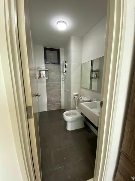 Kondominium untuk Dijual di One Foresta - Carson Ang - Bathroom - PropertyGuru.com.my