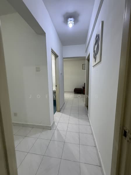 Apartment for Rent at Arena Green - Joey Wong - Corridor - PropertyGuru.com.my